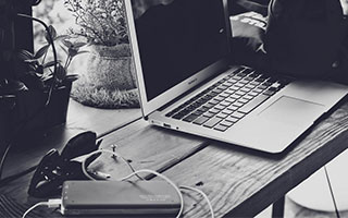 开云体育官网下载-南特发挥主场优势赢得关键胜利，南特主帅